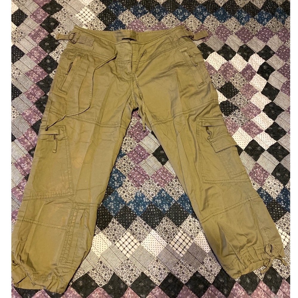 The limited Capris in Tan